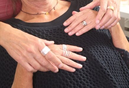 Kinesiologie Muskeltest Hände Nein Kinesiologischer Muskeltest neuromuskuläre Entkopplung