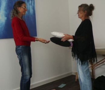 Systemische Einzelaufstellung Miriam Hegner Rückgabe alte Lasten